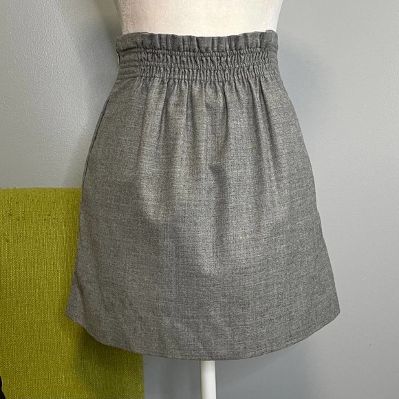 J Crew Gray Wool Smocked Waist Mini Skirt 2 - Picture 5 of 5